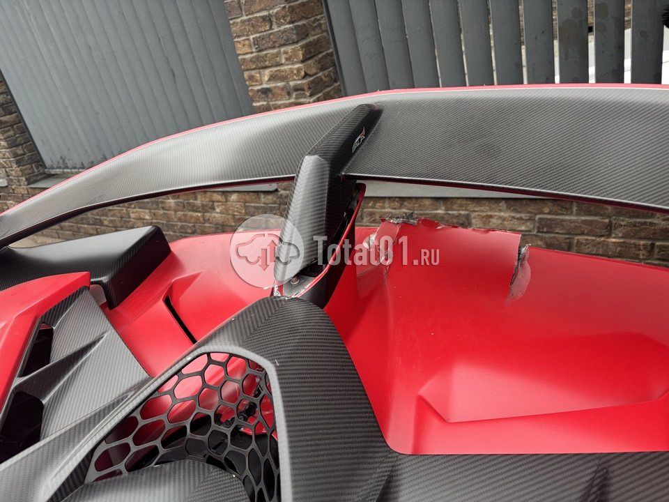 Фото Lamborghini Aventador 18