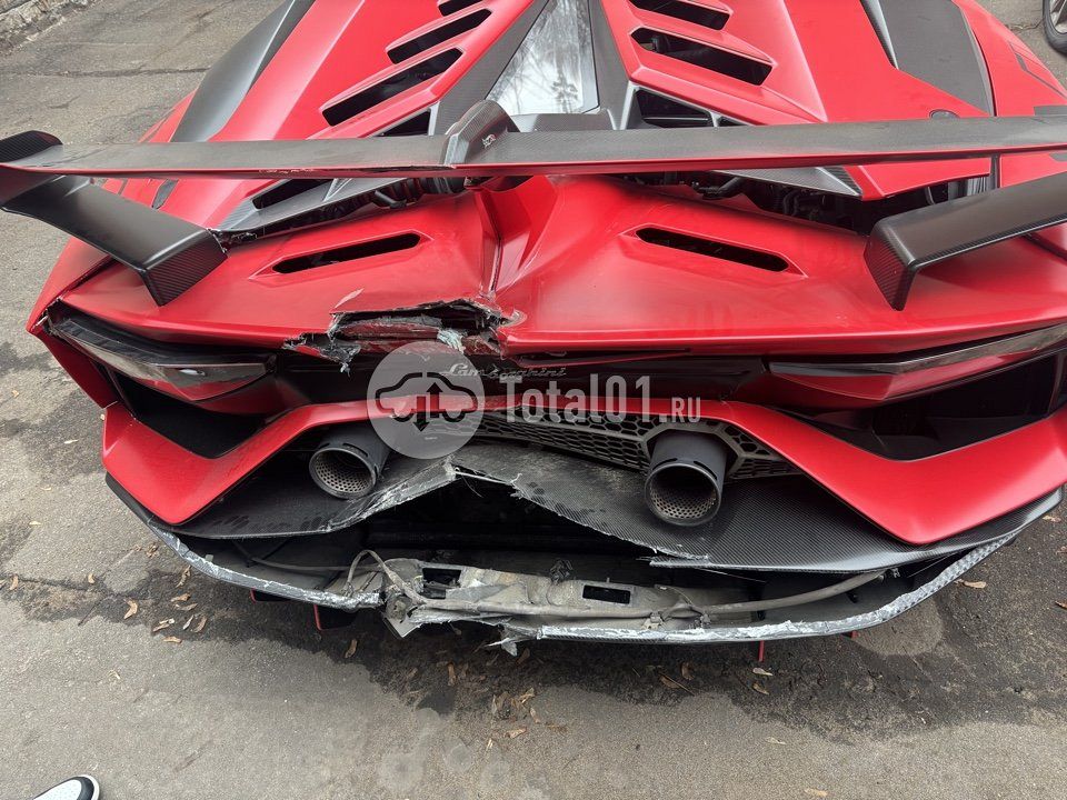 Фото Lamborghini Aventador 52