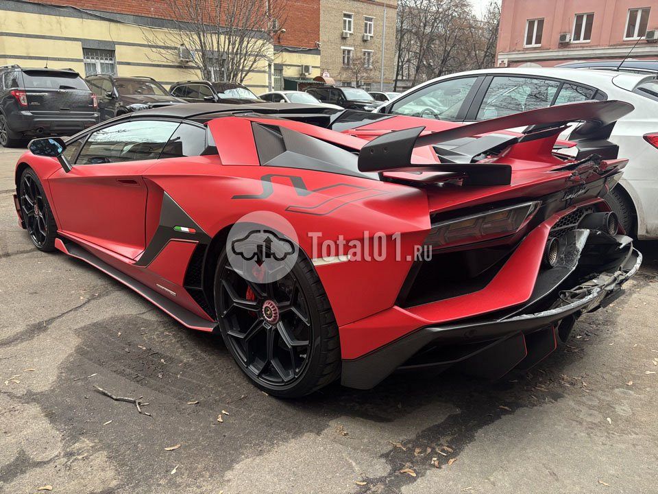 Фото Lamborghini Aventador 76