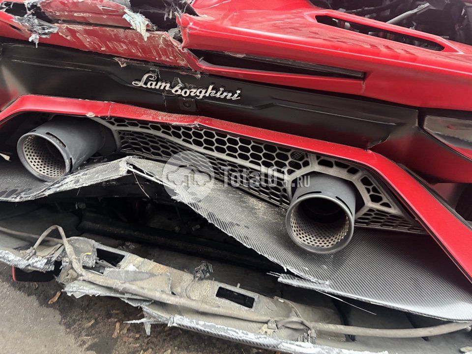 Фото Lamborghini Aventador 84