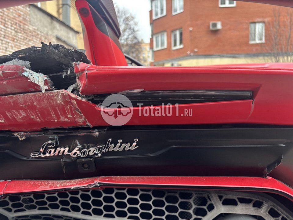 Фото Lamborghini Aventador 110