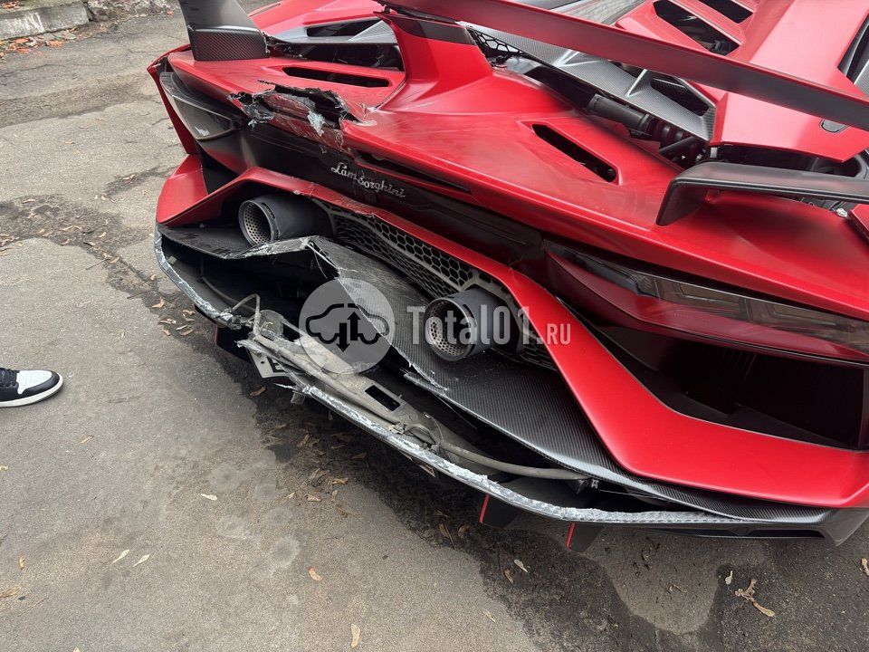 Фото Lamborghini Aventador 114