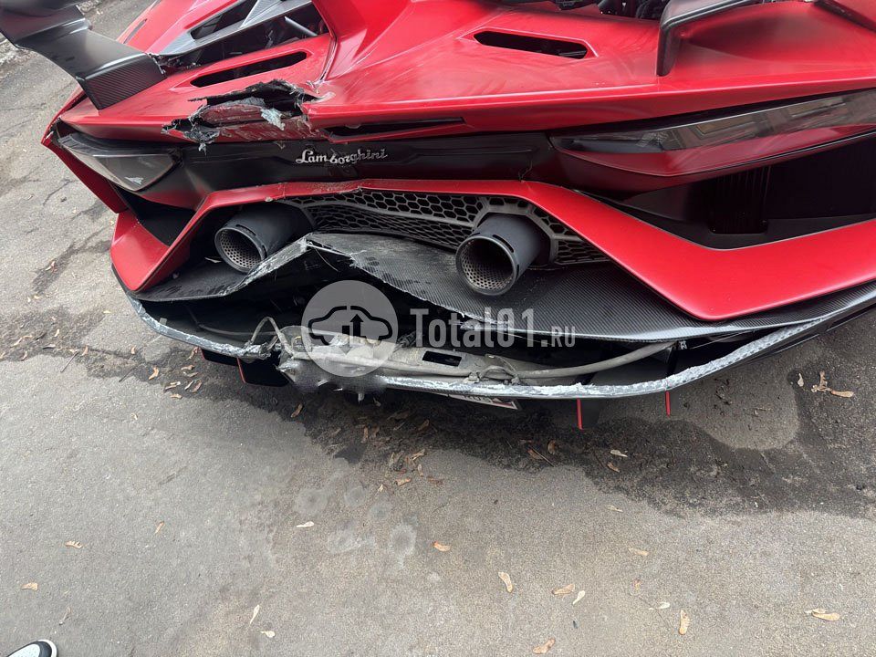 Фото Lamborghini Aventador 126