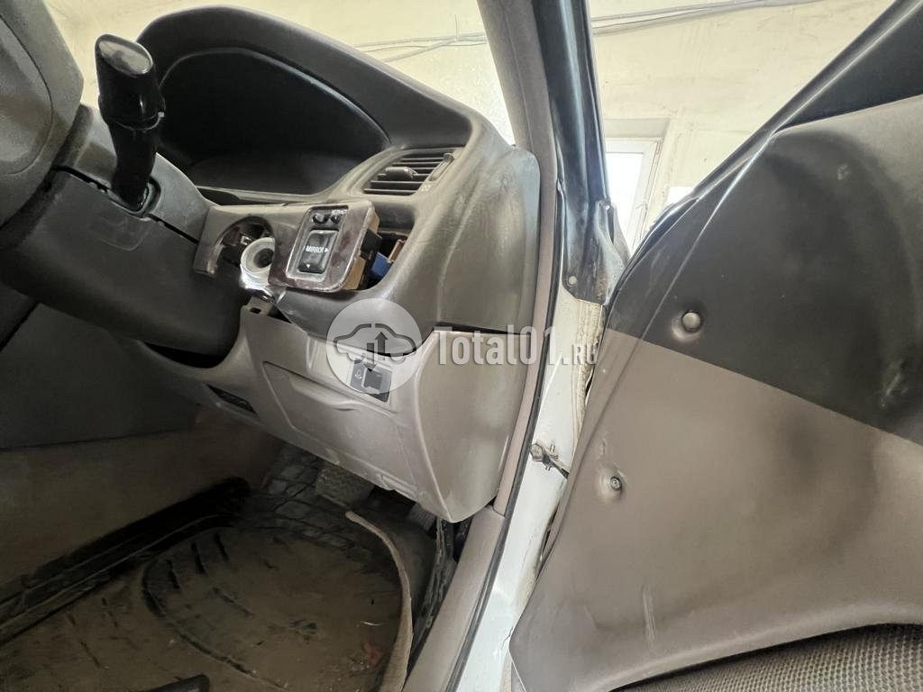 Фото Toyota Mark II 30