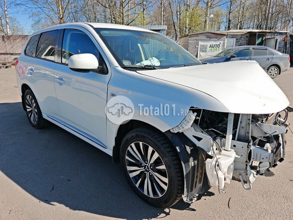 Фото Mitsubishi Outlander Sport 2