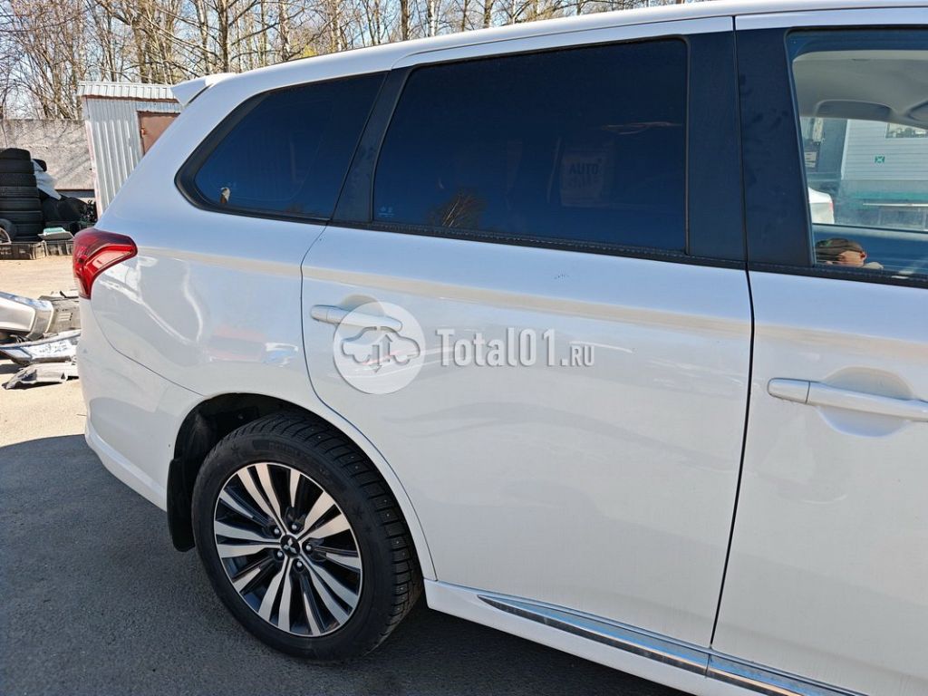 Фото Mitsubishi Outlander Sport 20