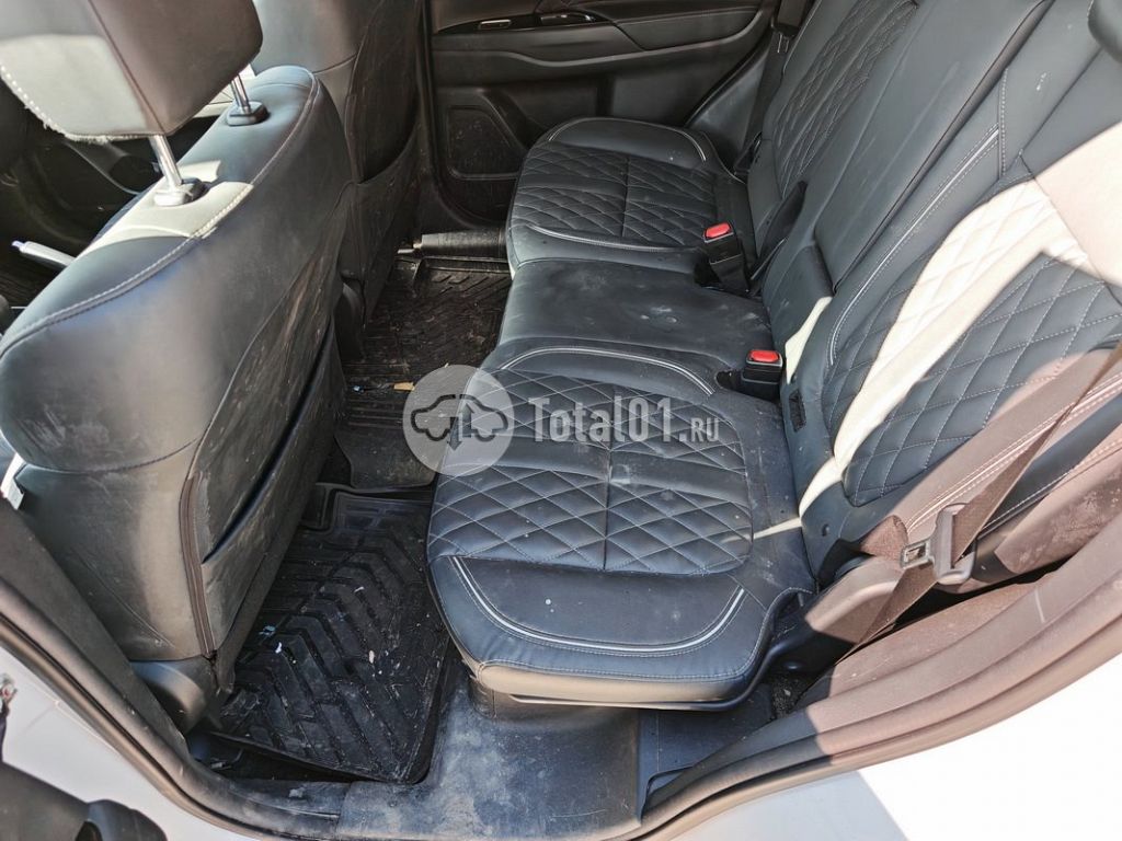 Фото Mitsubishi Outlander Sport 80