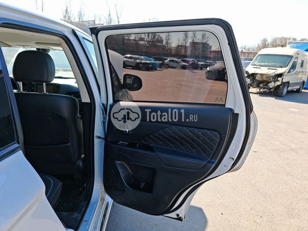 Фото Mitsubishi Outlander Sport 110