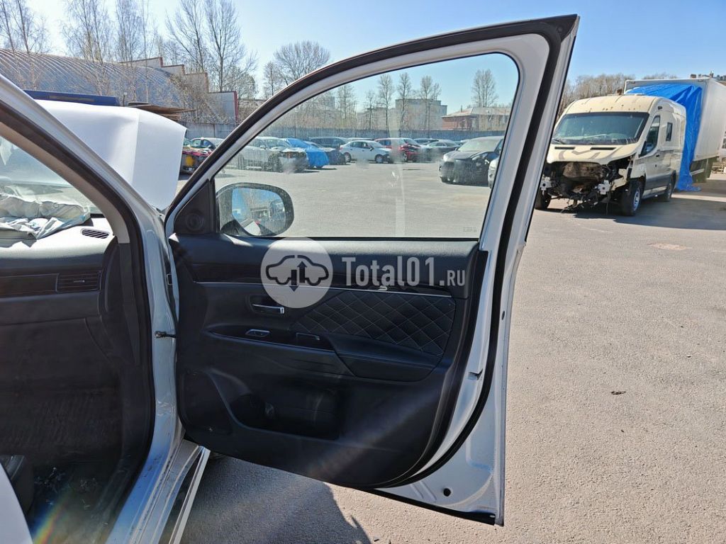 Фото Mitsubishi Outlander Sport 120