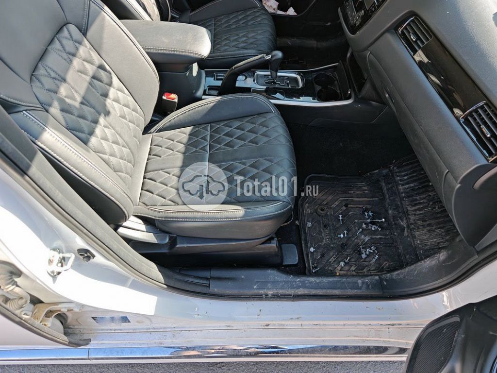 Фото Mitsubishi Outlander Sport 124