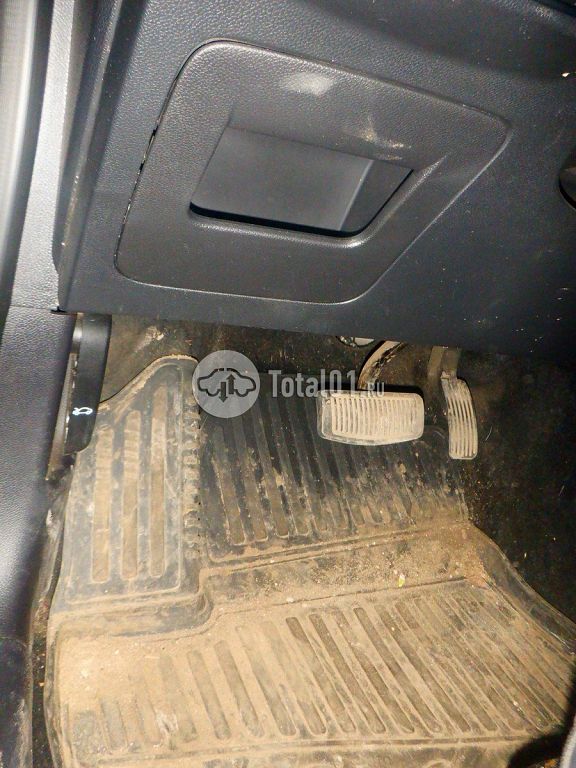 Фото Changan Alsvin 76