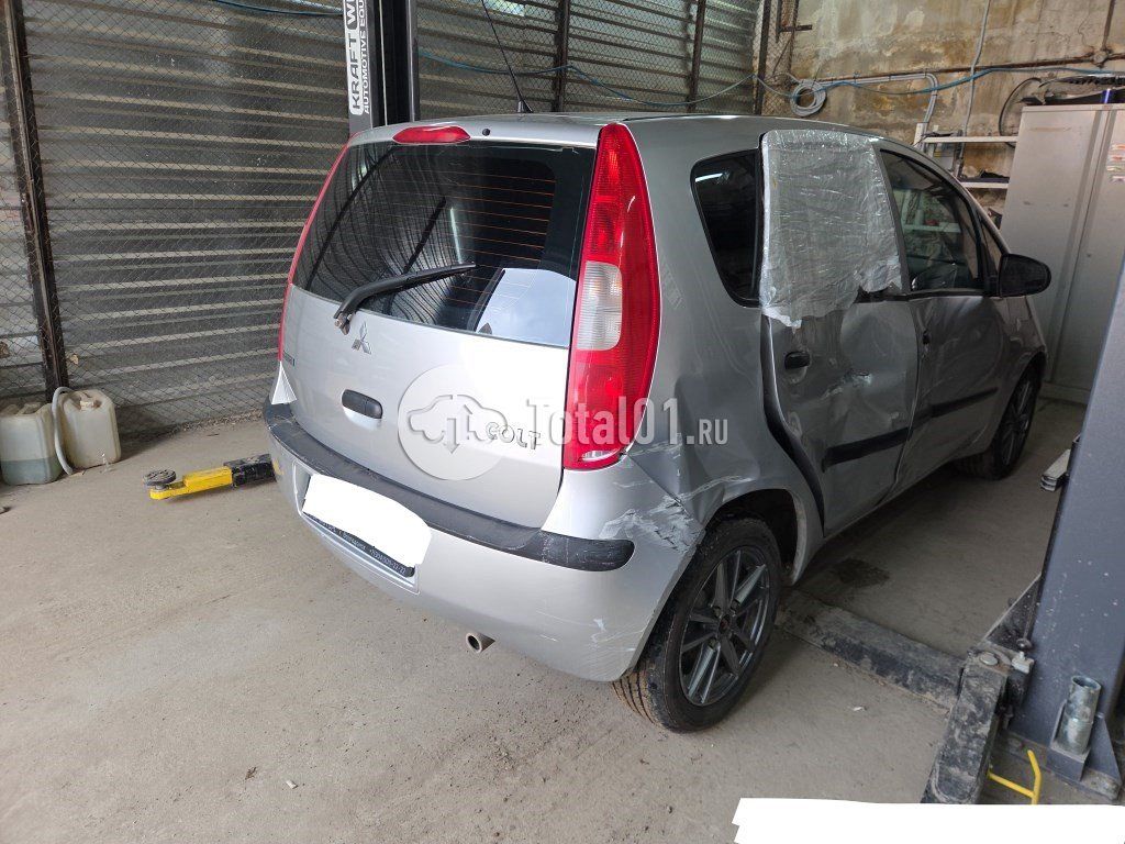 Фото Mitsubishi Colt 6