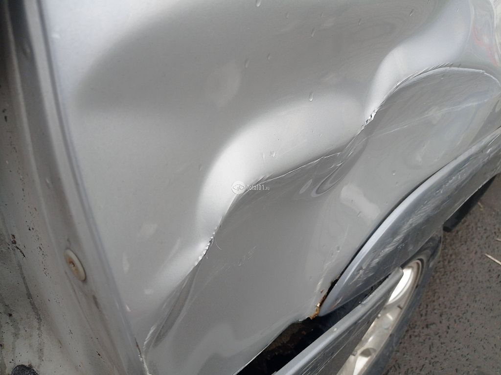 Фото Mazda Tribute 12