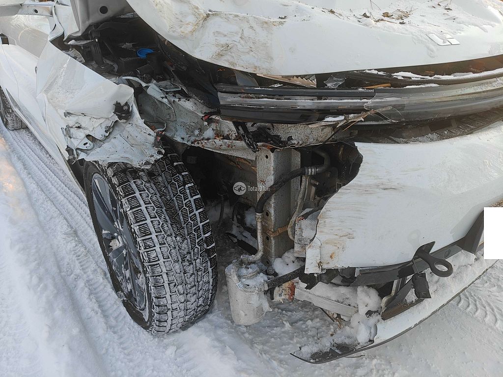 Фото Lixiang L6 14