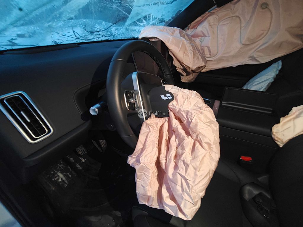 Фото Lixiang L6 42