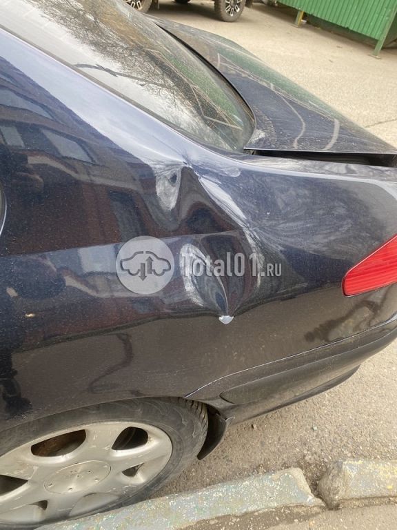 Фото Peugeot 607 12