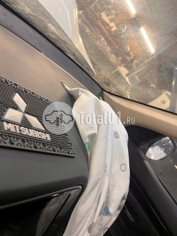 Фото Mitsubishi Outlander 36