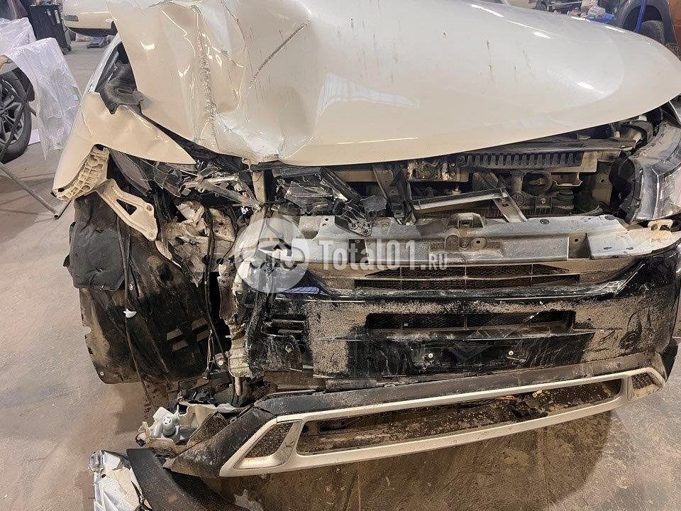 Фото Mitsubishi Outlander 64