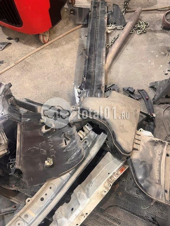 Фото Mitsubishi Outlander 76