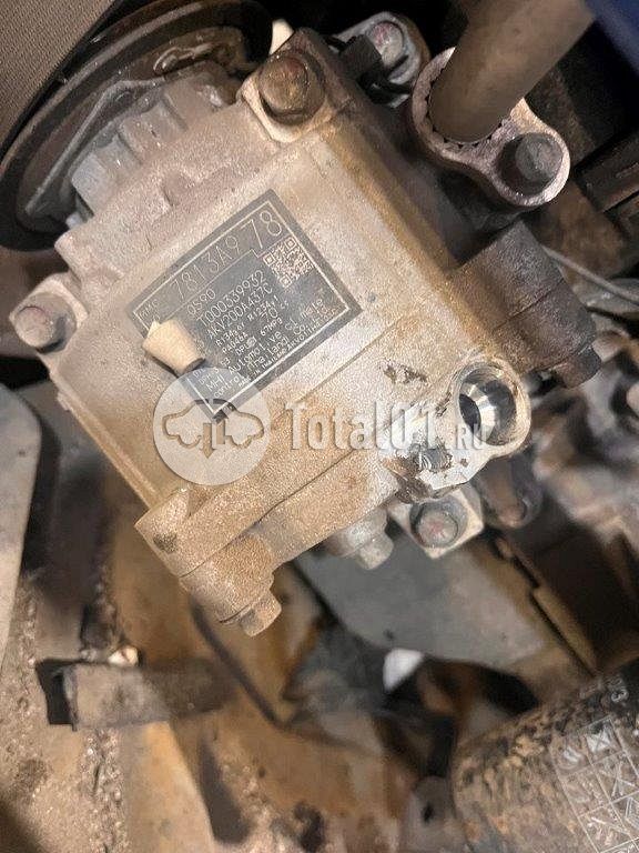 Фото Mitsubishi Outlander 98