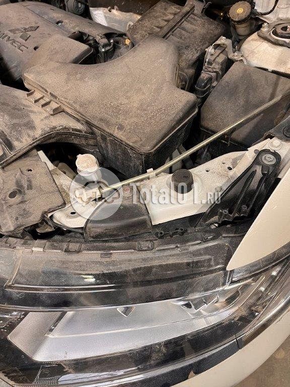 Фото Mitsubishi Outlander 176