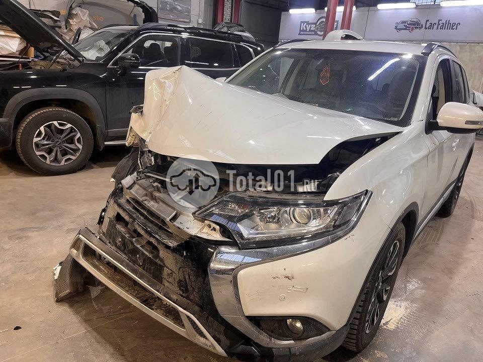 Фото Mitsubishi Outlander 256