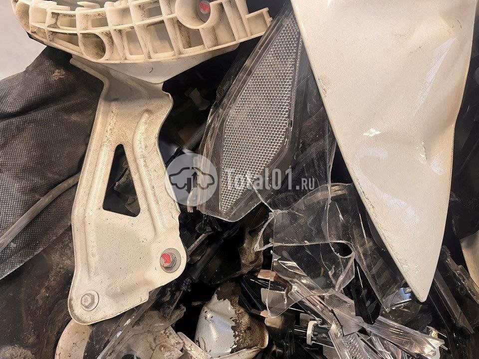 Фото Mitsubishi Outlander 300