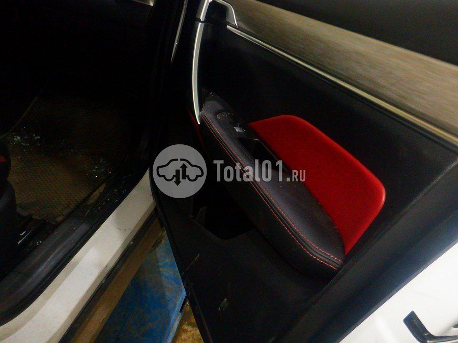 Фото Geely Coolray 42