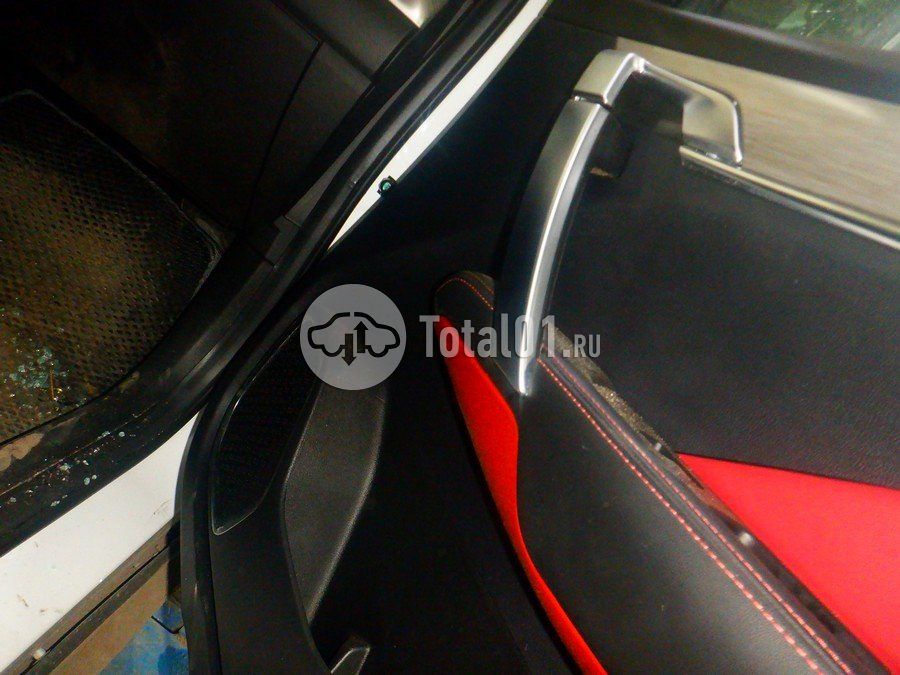 Фото Geely Coolray 44