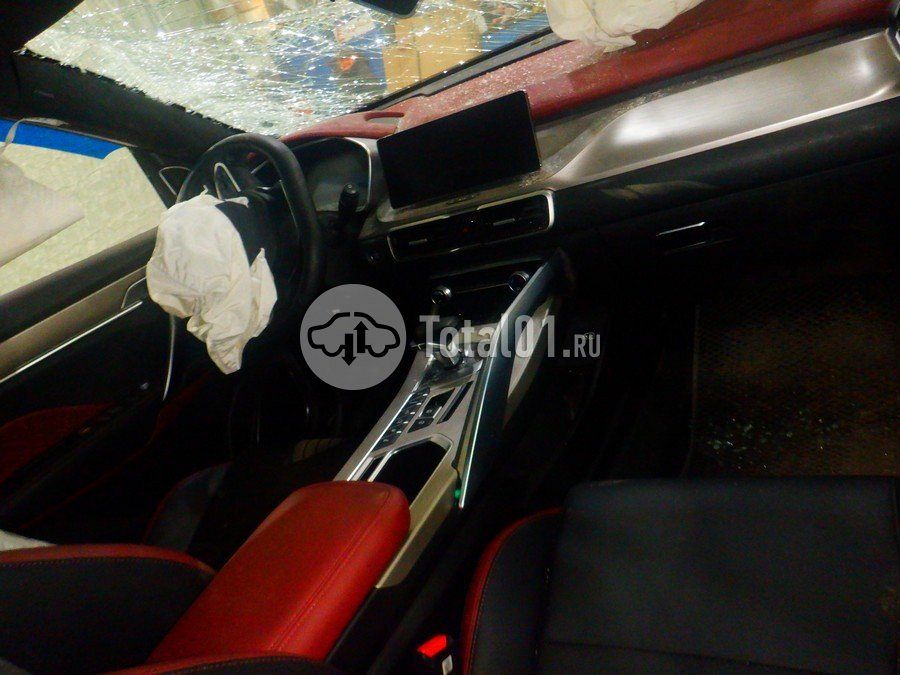 Фото Geely Coolray 60