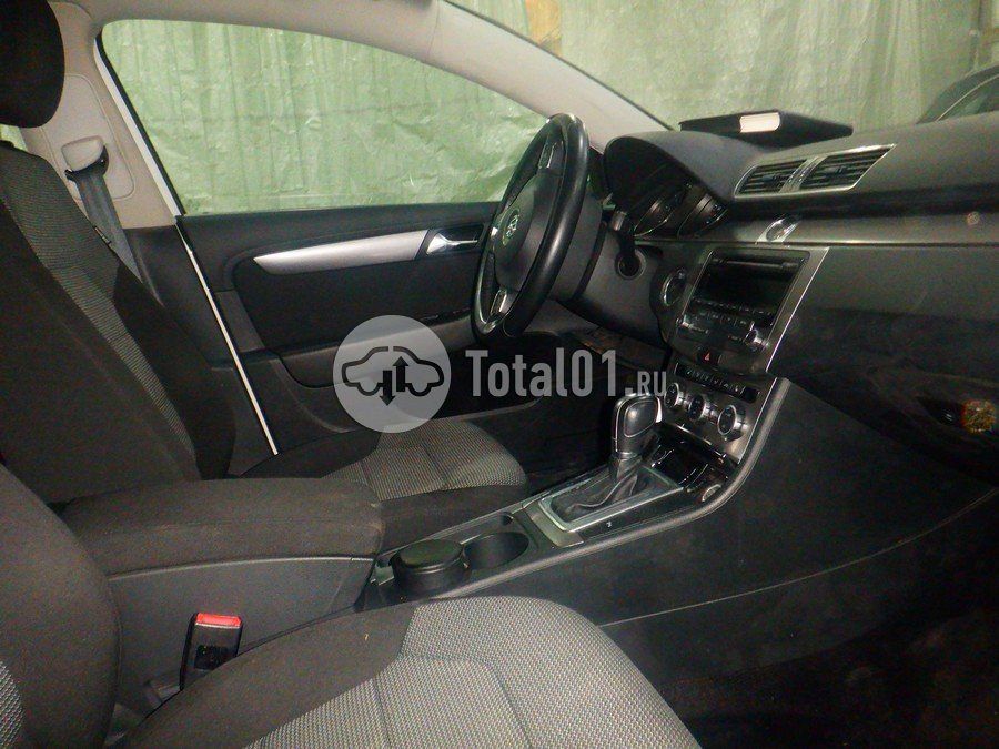 Фото Volkswagen Passat 22