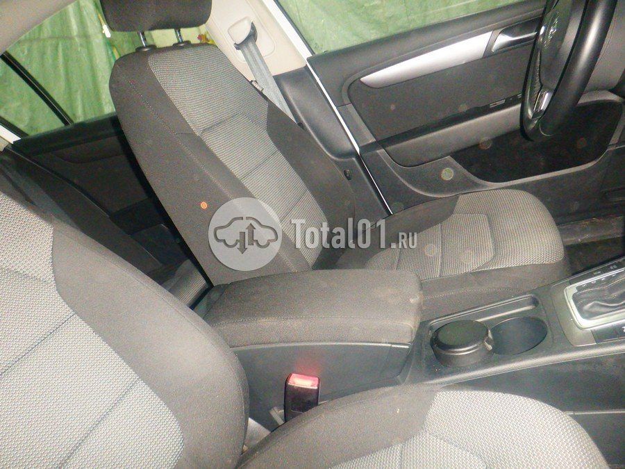 Фото Volkswagen Passat 30