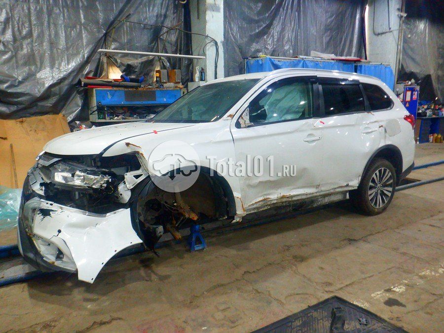 Фото Mitsubishi Outlander 8