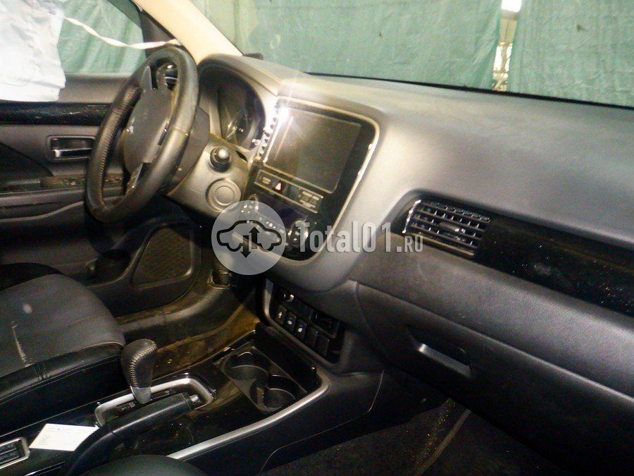 Фото Mitsubishi Outlander 26