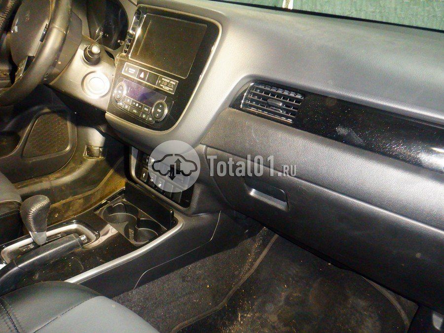 Фото Mitsubishi Outlander 40
