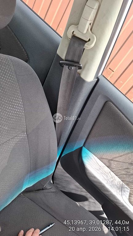 Фото Nissan Almera 76