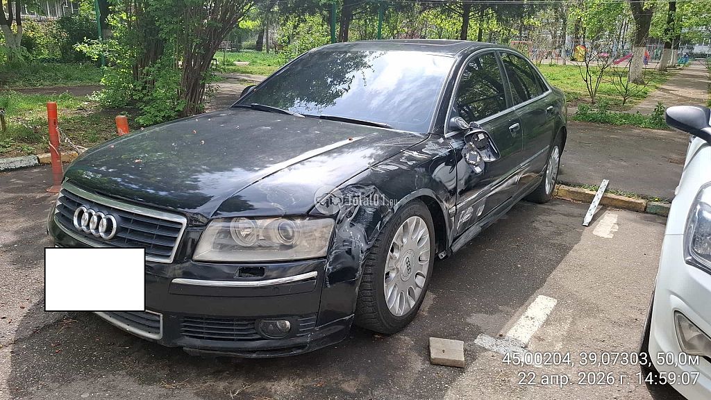 Фото Audi A8 2
