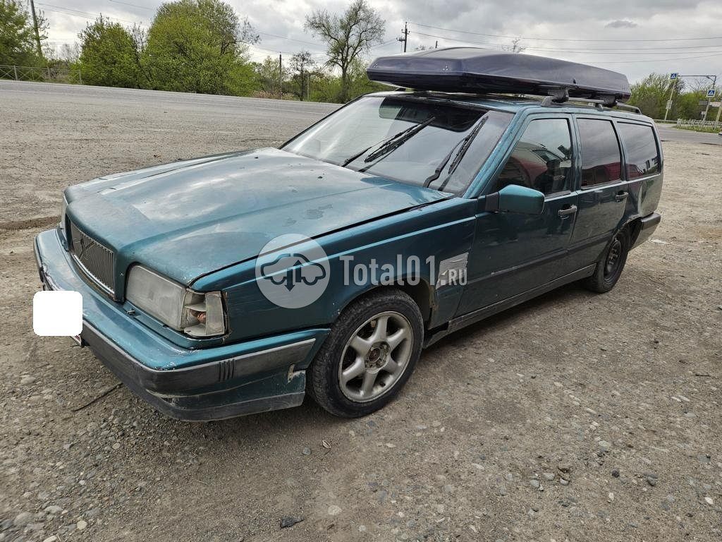 Фото Volvo 850 2