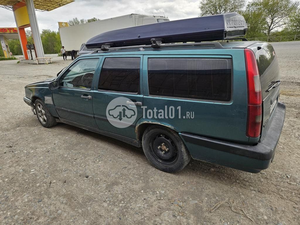 Фото Volvo 850 16