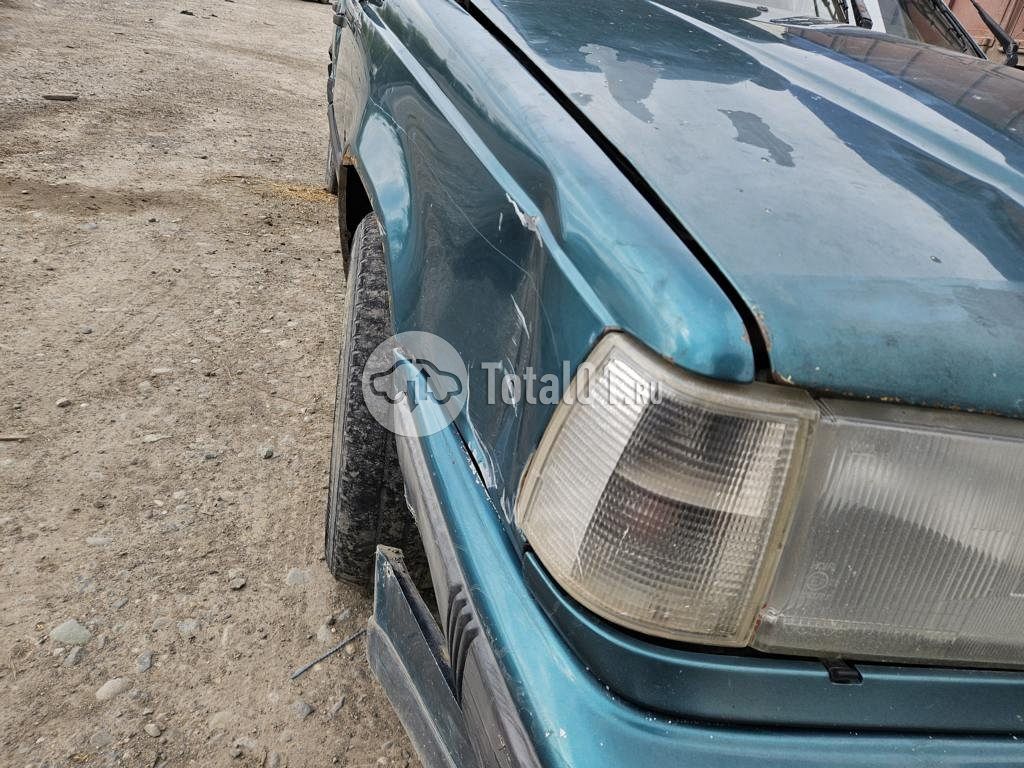 Фото Volvo 850 18