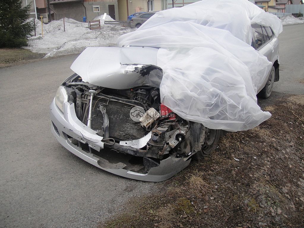 Фото Mazda Familia 2