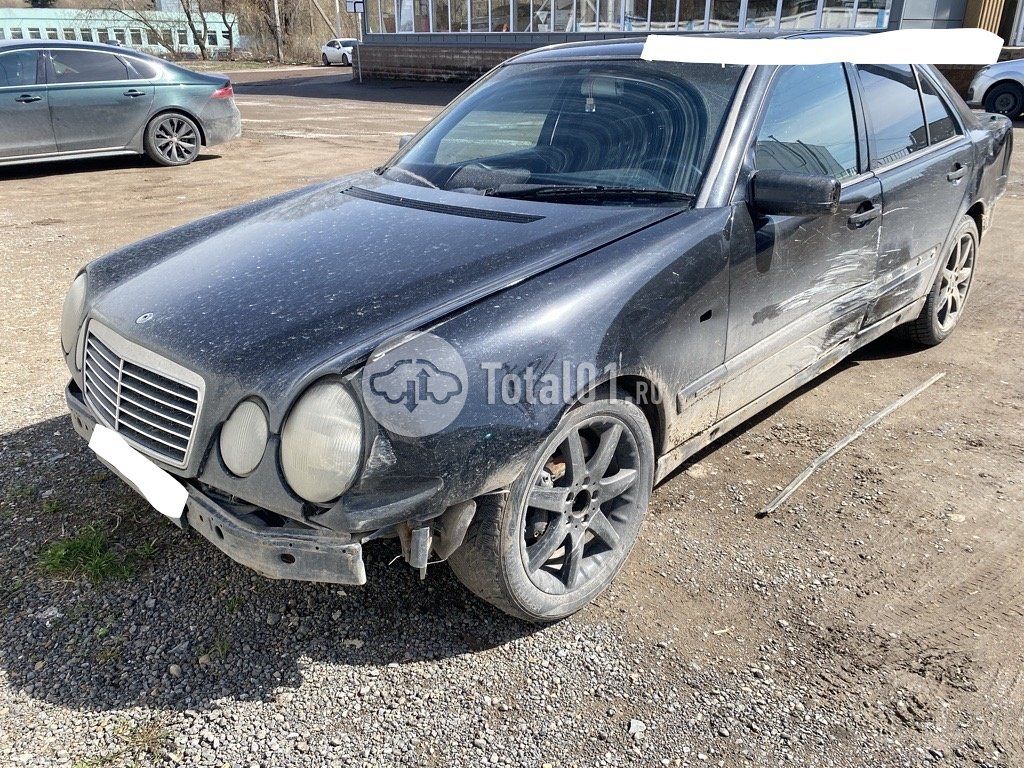 Фото Mercedes-Benz E-класс 4