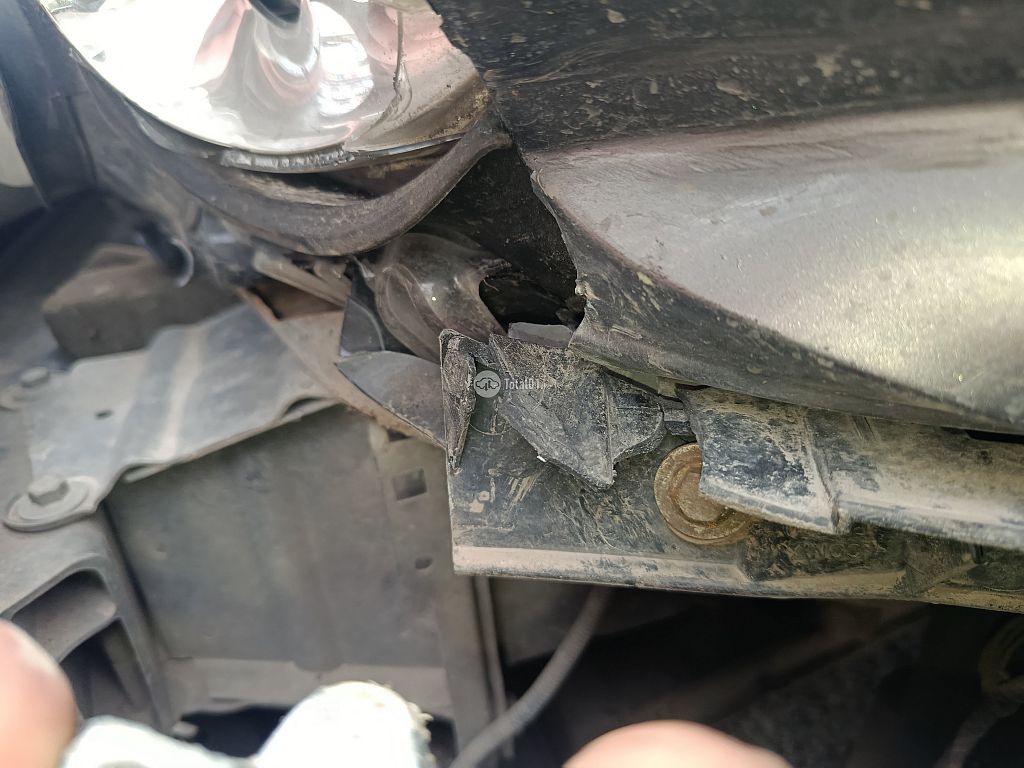 Фото Jaguar X-type 18