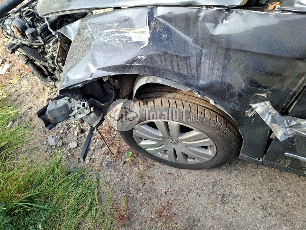 Фото Volkswagen Passat 24