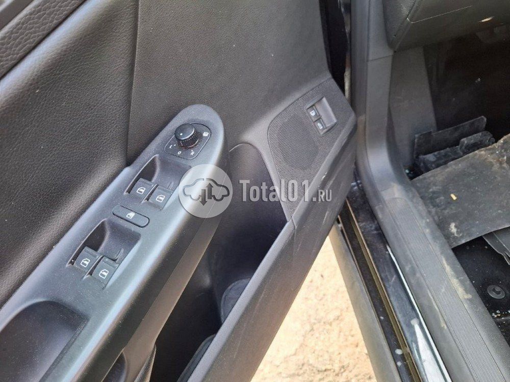 Фото Volkswagen Passat 42