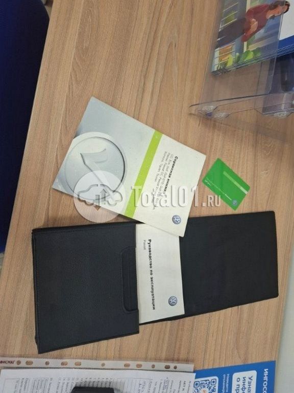 Фото Volkswagen Passat 100