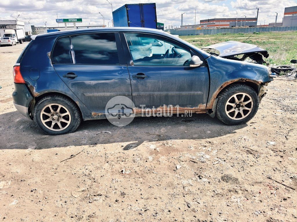 Фото Volkswagen Golf 12