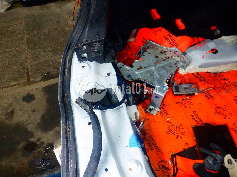 Фото Infiniti FX37 100