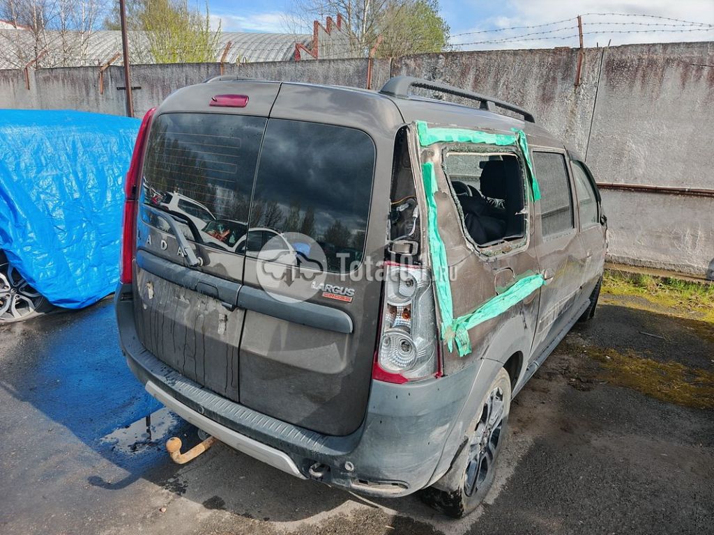 Фото ВАЗ (LADA) Largus 68