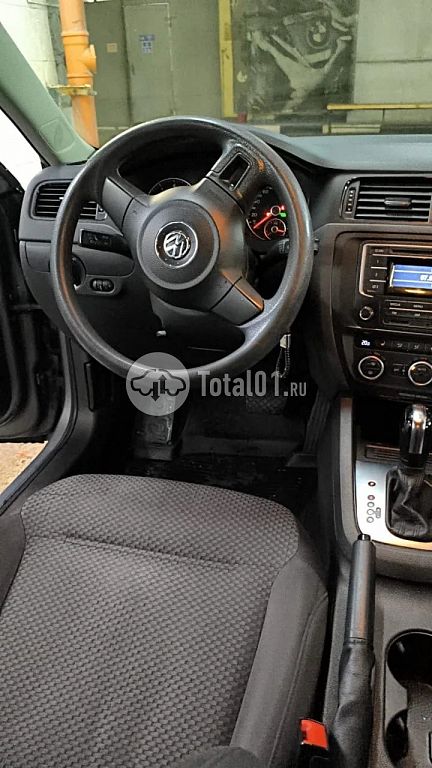 Фото Volkswagen Jetta 28